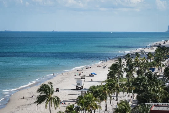 Hollywood, FL: A Coastal Gem with Sunshine All Year Round